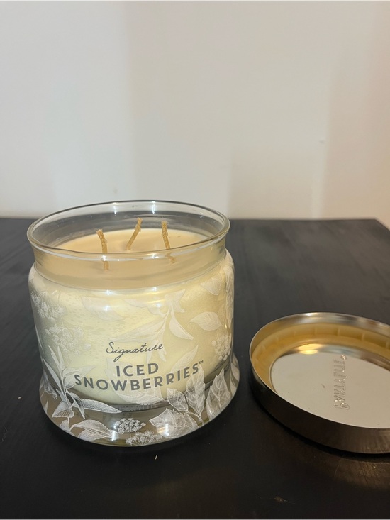 PartyLite Other - PartyLite Cream Three-Wick Decorative Candle